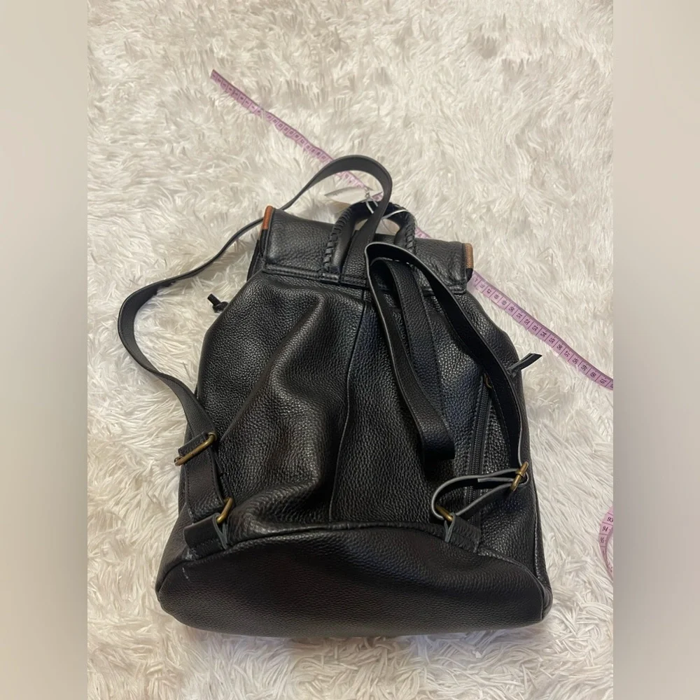 The Sak leather like